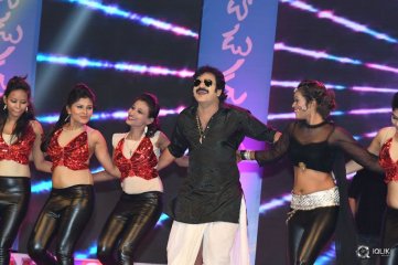 Aatadukundam Raa Movie Audio Function